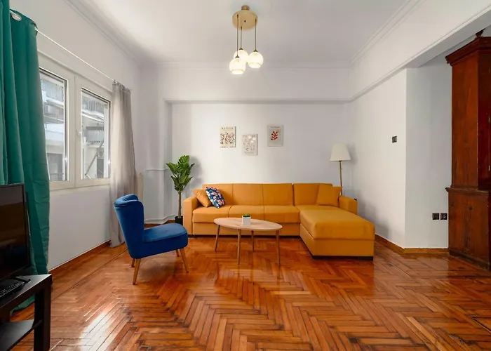 Spacious 2Bd Next To Archeological Museum